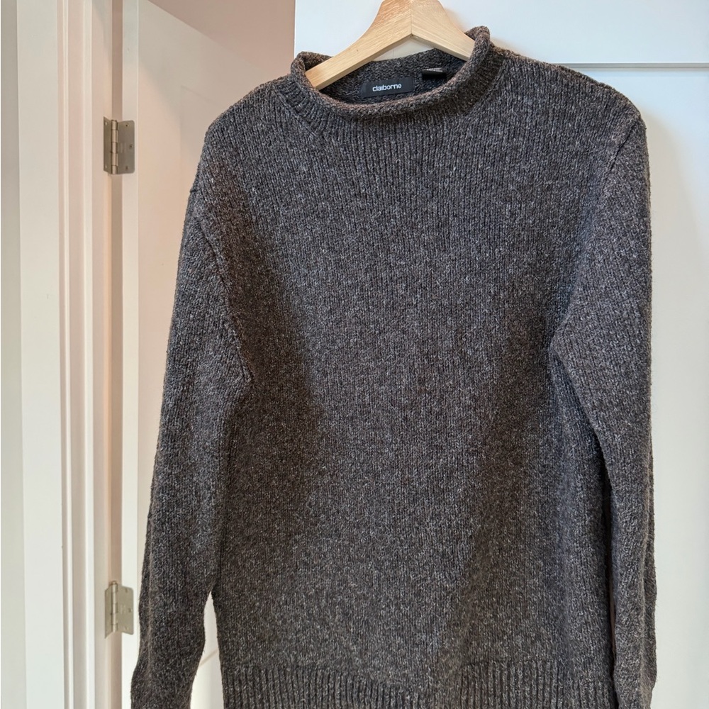 Claiborne Women’s Gray Crewneck Sweater